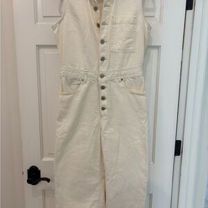 Levi’s sleeveless button front denim romper